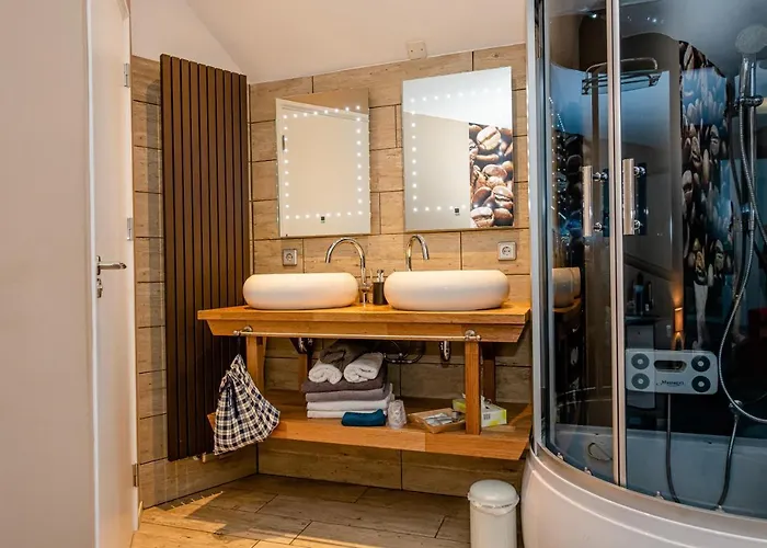 M 3 Bed & Breakfast 4*