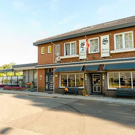 M 3 Bed and Breakfast 4*